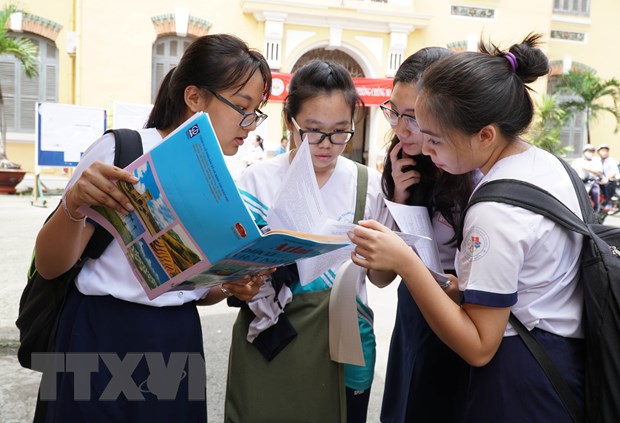 Tìm kiếm sinh viên tài năng tham gia kiến tạo xã hội số